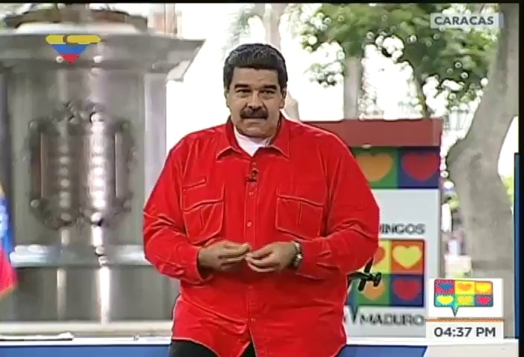 Nicolás Maduro Singing the New "Despacito" Song