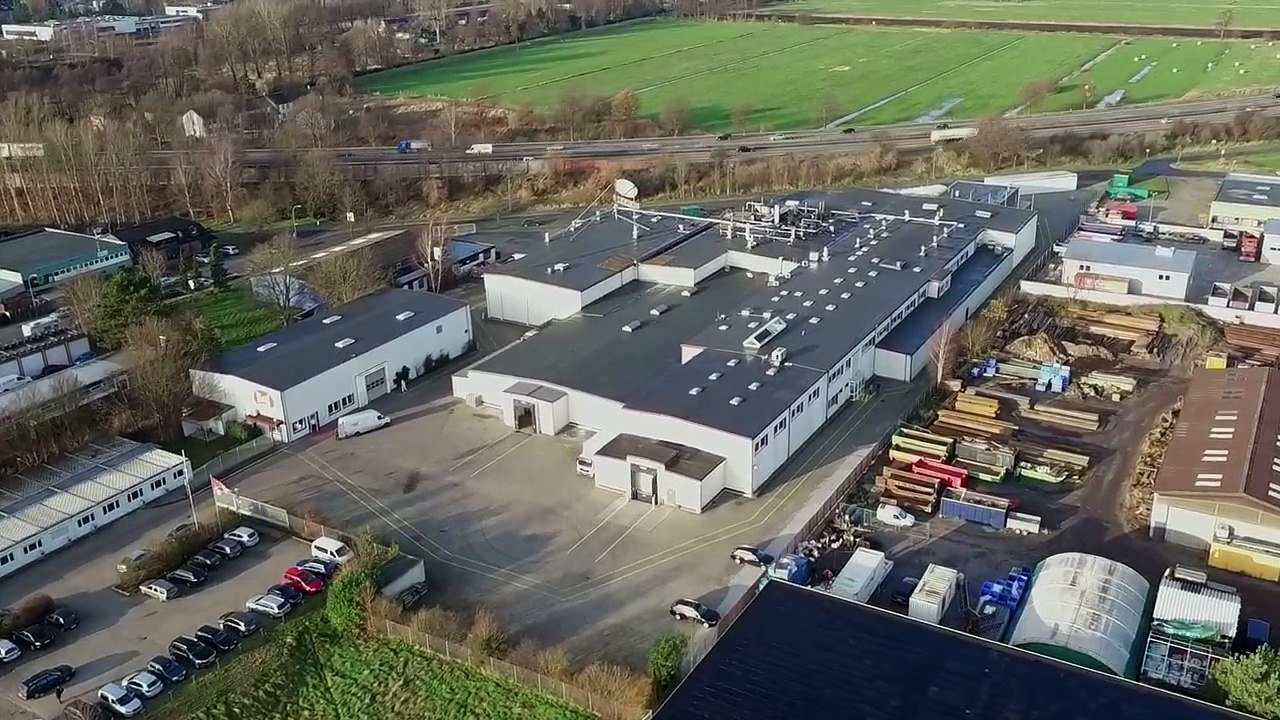 FIRMEN-CLIP, Industriebeispiel mit Drohne, 008