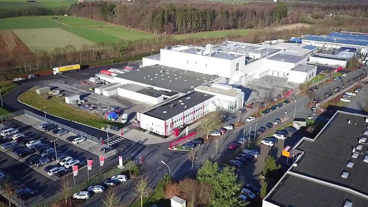 FIRMEN-CLIP, Industriebeispiel mit Drohne, 003