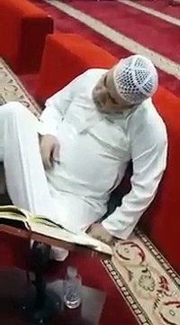 Müezzin camide Kur'an-ı Kerim okurken vefat etti