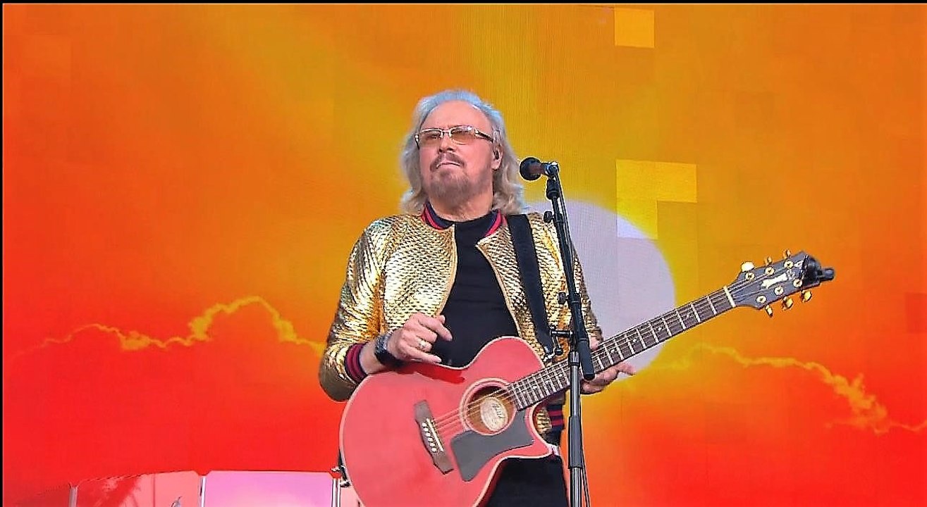 Barry Gibb [2017] - Tragedy {HD1080p}