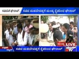 Angry Farmers Threaten To Burn Congress Ministers In Mandya