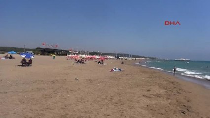 Antalya Side Plajında Ziftten Eser Kalmadı