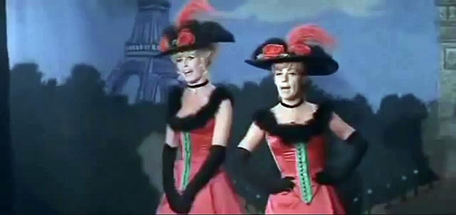 Brigitte Bardot - Viva Maria - scène du strip-tease