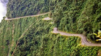 ලොව අතිශය බිහිසුණු මහා මාර්ග මෙන්න - The world's most dangerous roads