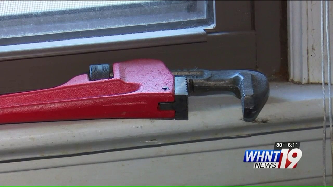 Friends Renovate House of Blind Man Recovering From Amputations