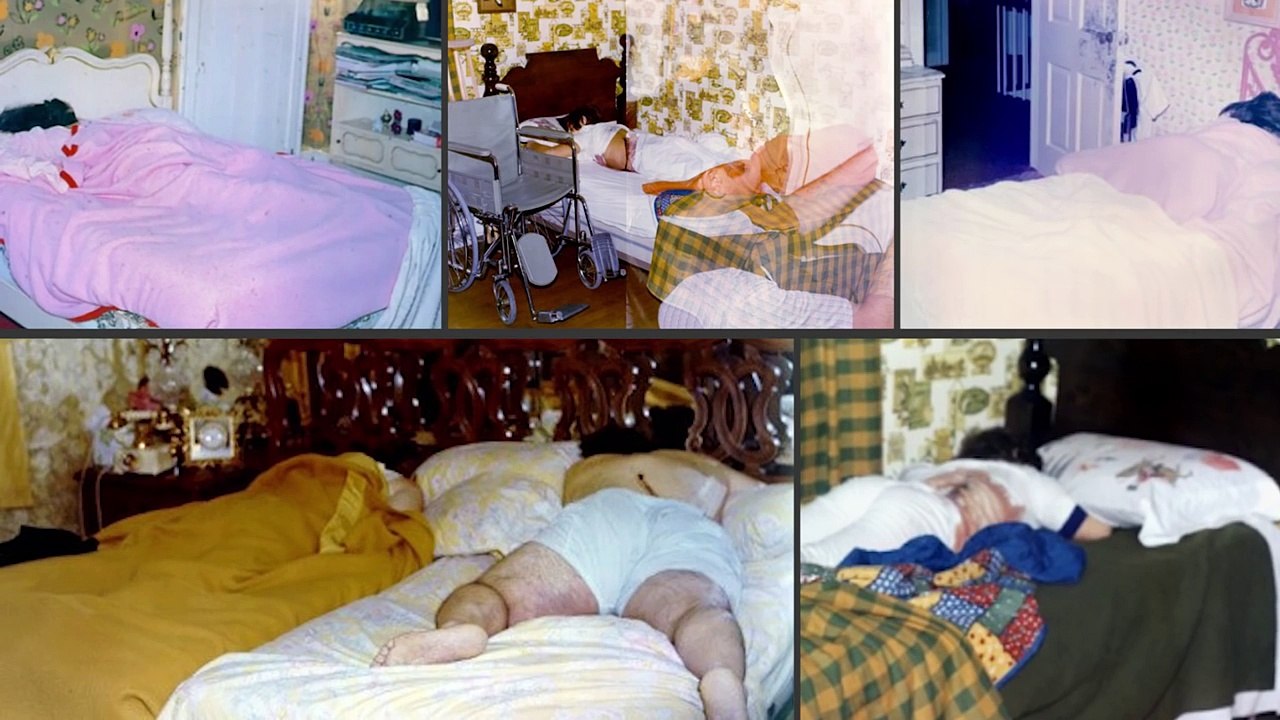 weird story 5 Unexplainable Hidden Things in Ordinary Pictures