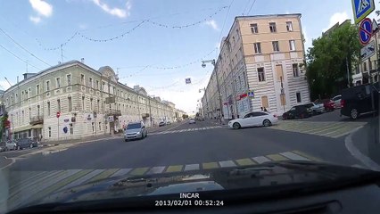 Woman Driver Runs Over Cyclist