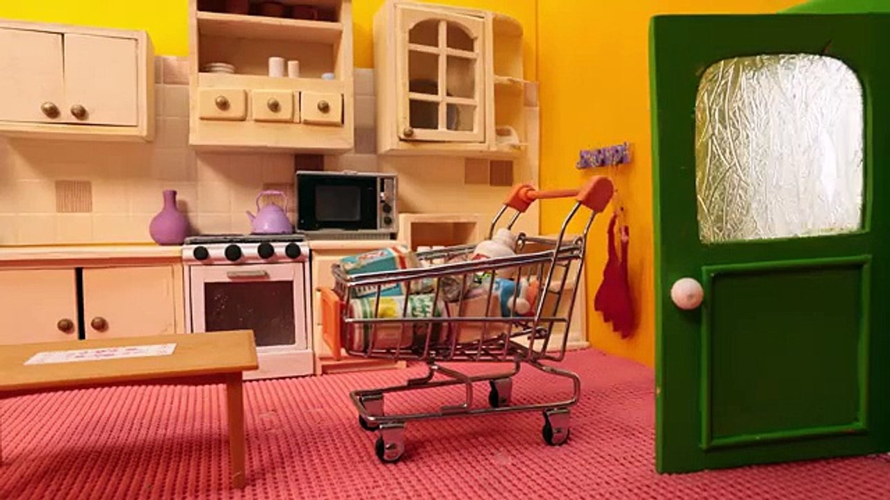 Play doh Num Noms STOP MOTION video - - - Playdough Ice Cream Animaci?n