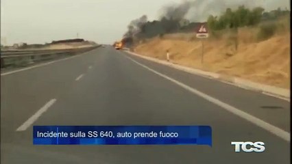 Incidente sulla SS 640 auto prende fuoco