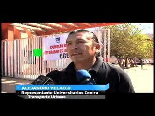 Normalistas inician bloqueos en cruceros principales de Oaxaca