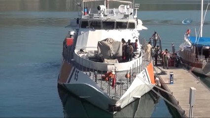 113 Göçmenin Bulunduğu Tekne Batmak Üzereyken Kurtarıldı