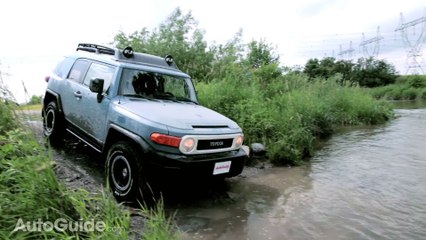 Reviews car - 2014 Toyota FJ Cruiser Trail Teams Ultimate Edition Review