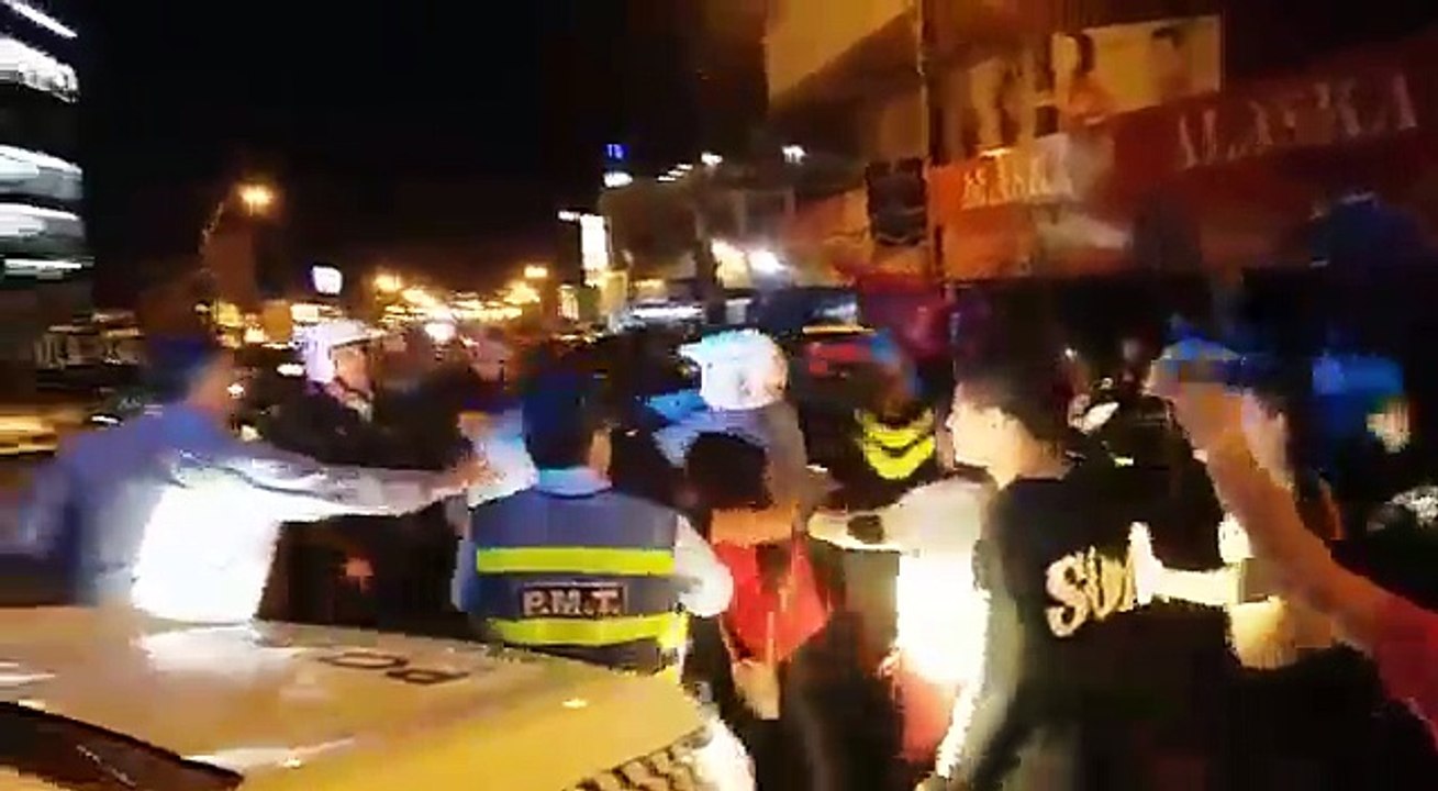 Policías de Tránsito fueron agredido en Encarnación. 25 JULIO 2017