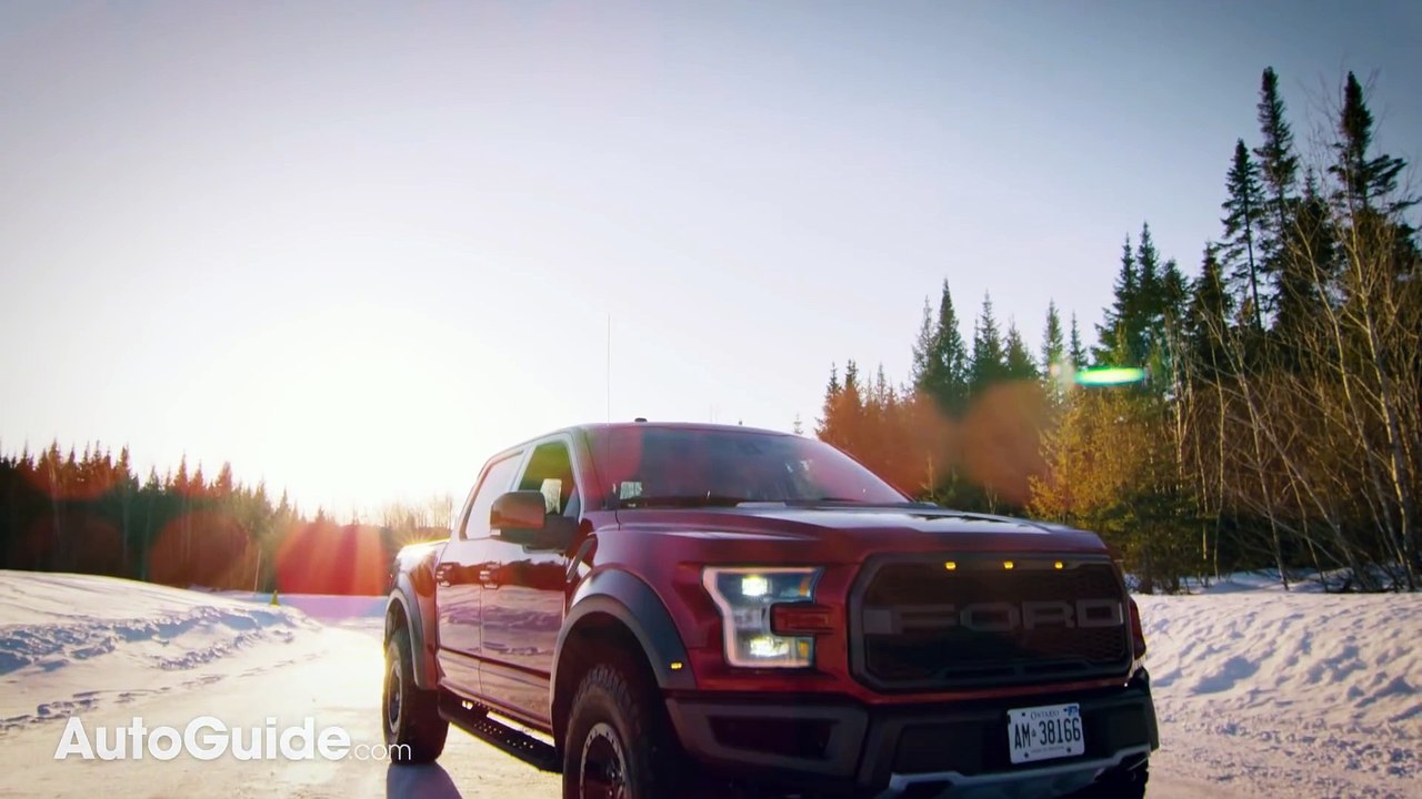 Reviews car - 2017 Ford F-150 Raptor Review - How Does It Perform in the Snow