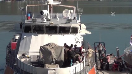Batmak Üzere Olan Motor Yattaki 113 Sığınmacı Kurtarıldı