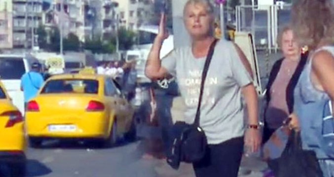 Yenikapı Yolcuları, Kısa Mesafe Almayan Taksicilere İsyan Etti