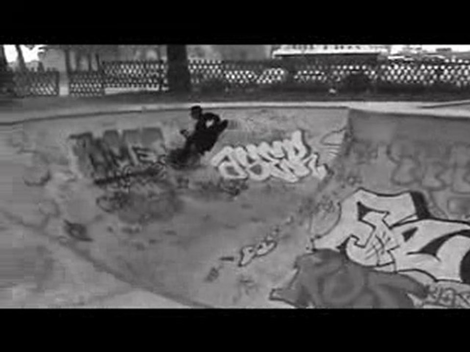 PUB-Elkya Clothes SkateBoarding.