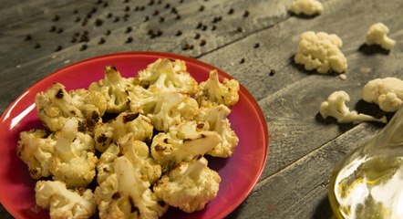 طريقة عمل زهرات القرنبيط في الفرن , بالفيديو