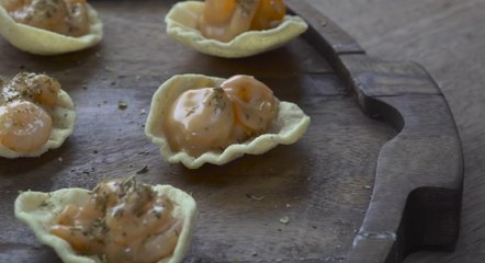 تغميسة الجمبري بالكاري مع ليز سكوبس