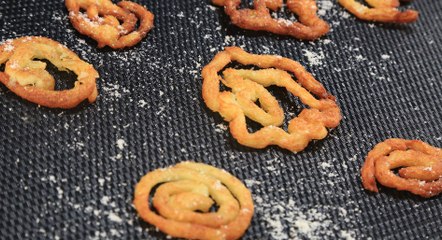 طريقة عمل البطاطا الحلزونية بالفيديو