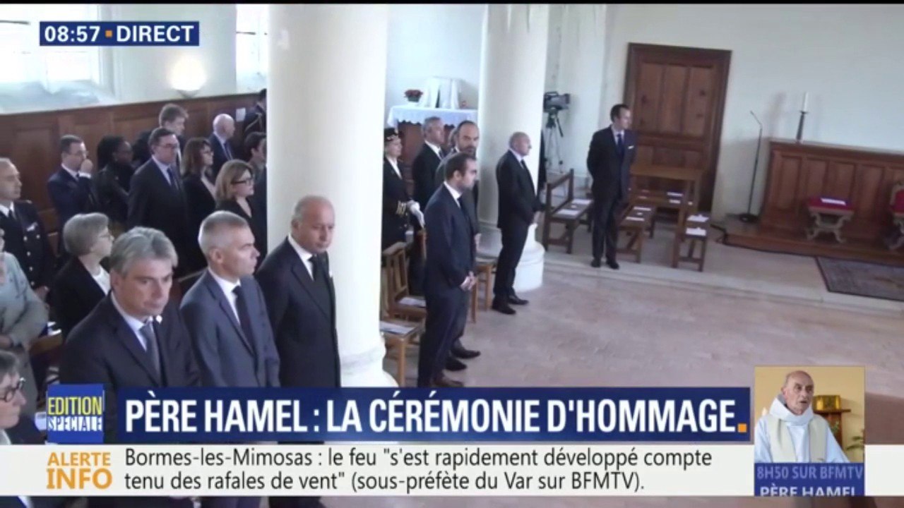 Hommage au père Hamel: Emmanuel Macron est arrivé à l'église de Saint-Etienne-du-Rouvray