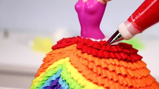10 AMAZING PRINCESS Dress CAKES