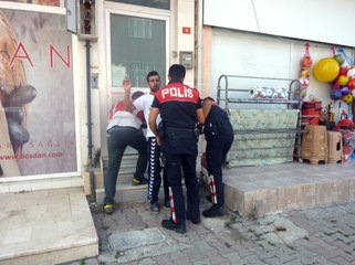 Istanbul Ataşehir'de Helikopter Destekli Operasyon