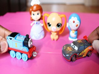 THE FLASH VS THOMAS & FRIENDS PRINCESS SOFIA LIGHTENING MCQUEEN DORAEMON MAGIC MOTION  Toys BABY Videos, JUSTICE LEAGUE