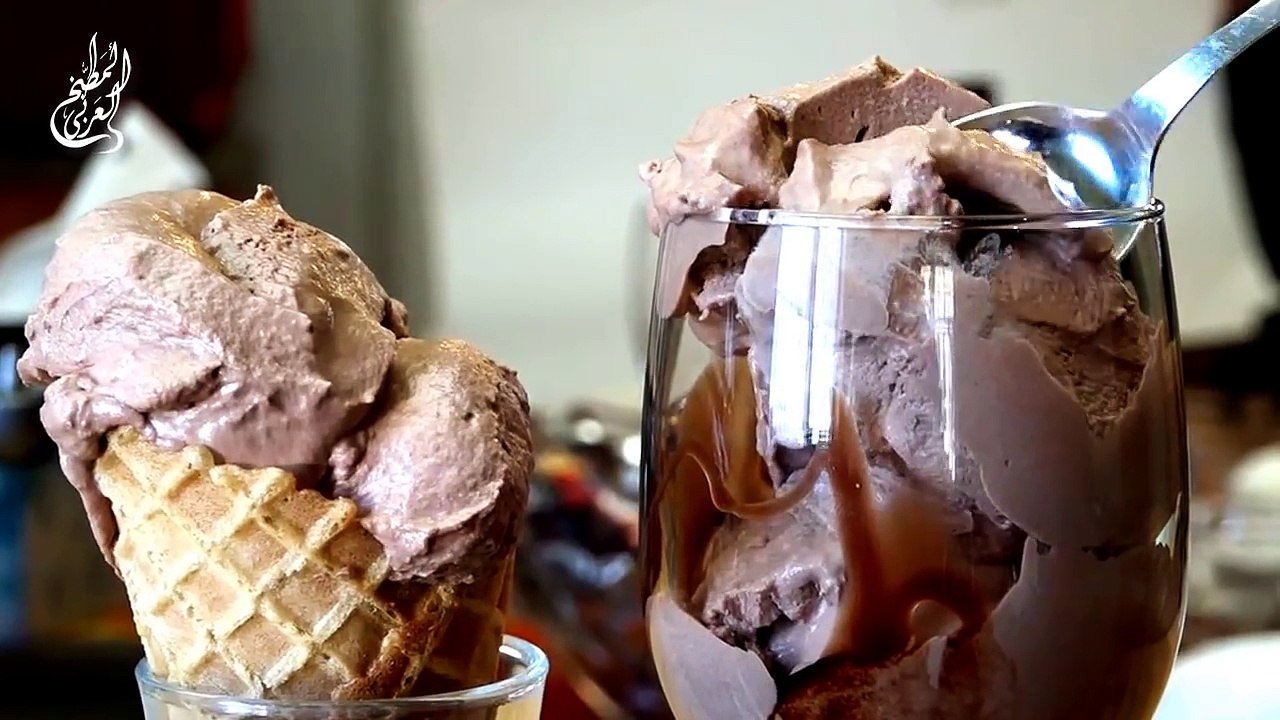 ‫اسهل واسرع طريقة تحضير ايس كريم شوكولاته في المنزل  ‬