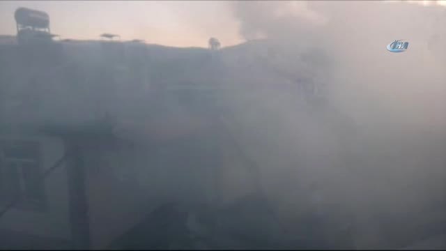 Elazığ'da Yangın...bir Ev, Odunluk, Samanlık ve 3 Kiler Kül Oldu