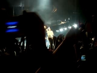 concert tokio hotel toulouse 22 10 07 Tom salut