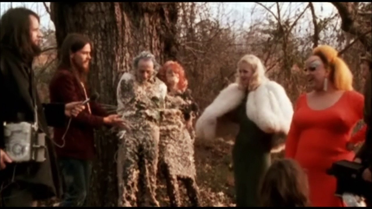 Μάνος Χατζιδάκις feat Divine -Όταν έρχονται τα pink flamingos