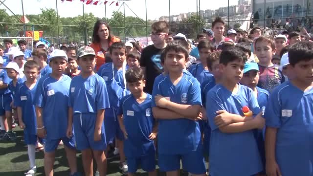 Eyüp Belediyesi'nden Yaz Spor Okulu Şenliği