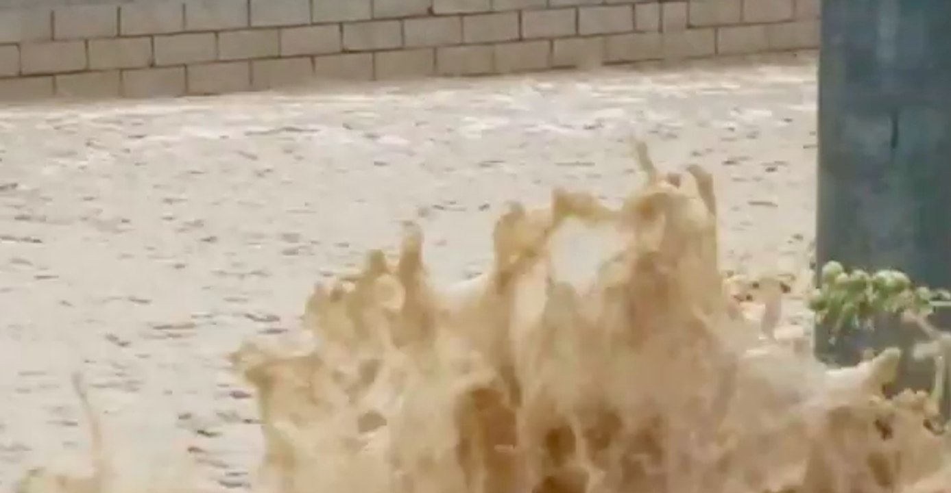 Monsoon Causes Road Closures in Las Vegas