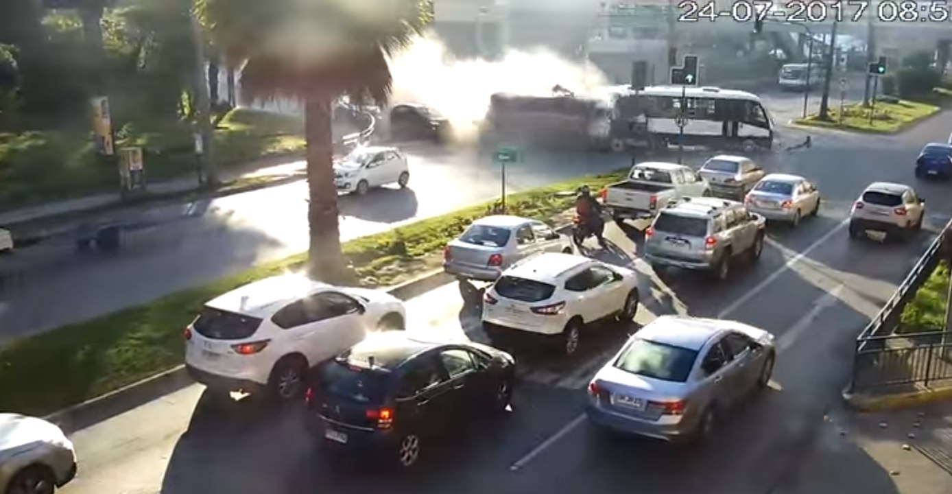Bus, Rammed From Behind, Ploughs Through Junction in Chile