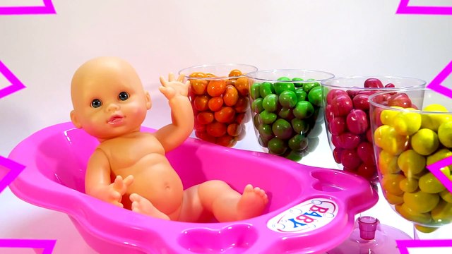 Learn Colors Baby Doll Eat Colors M&M Chocolate Play Doh With Nursery Rhymes Finger Family Song