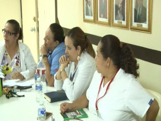 Evalúan a personal de hospitales