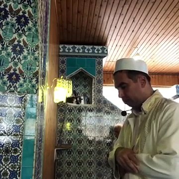 Amazing imitation Sheikh Maher Muayqali MAKKAH.AGLATAN ARAP MAKAMI SÜPER KIRAAT Hafız Metin Demirtaş. Kabe imamı Şeyh Mahir makamı. DEFALARCA DINLETEN KIRAAT. BU SESI MUTLAKA DINLEYIN IZLEMEDEN GECMEYIN. HAFIZ METIN DEMIRTAS. Bu ses kalbinizi titretecek.