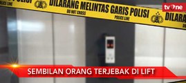 Proses Evakuasi 9 Orang Terjebak Lift di Sebuah Hotel di Kemayoran