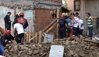 Temel kuyusuna düşen işçi 1 saatlik çalışma ile kurtarıldı