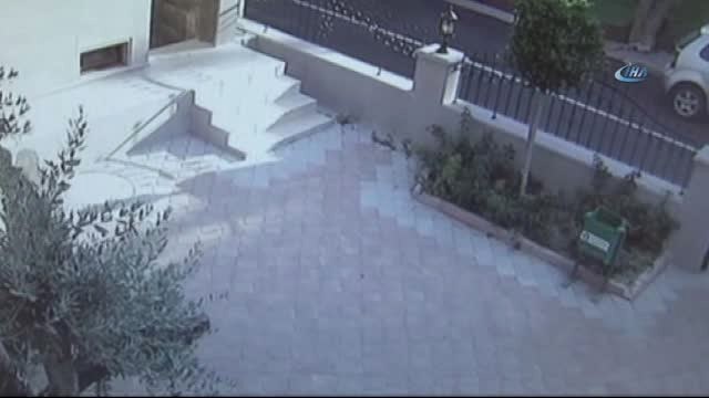 Camiyi 5 Gün Arayla 2 Kez Soyan Hırsızın Rahat Tavırları Pes Dedirtti...hırsızlık Anı Kamerada