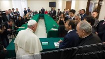 Três novos escândalos assombram o Vaticano