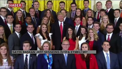 Gazetecilerden Trump'ı terleten soru