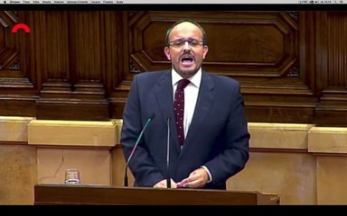 Alejandro Fernández (PP) encén el parlament