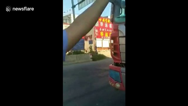 Lorry driver deliberately rams police car to avoid being stopped