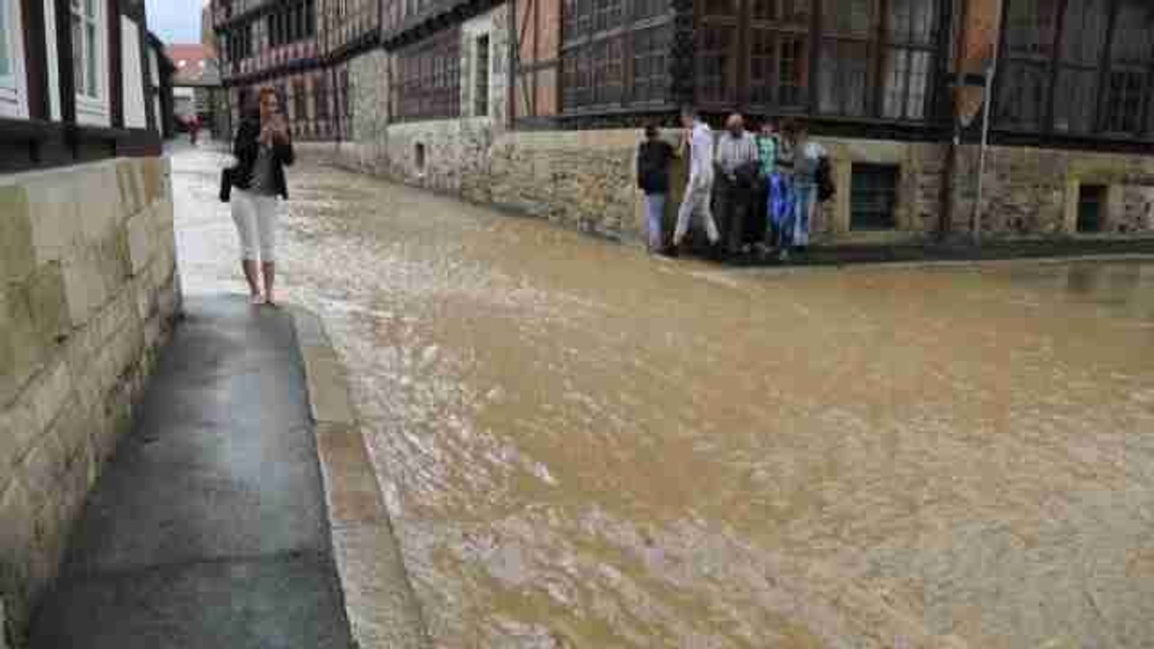 Fuertes lluvias afectan el norte de Alemania