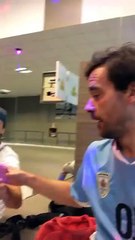 Pedro: Bueno, voy a tomar un mate de Agustin ... Listo, gracias -. 26 de Julio