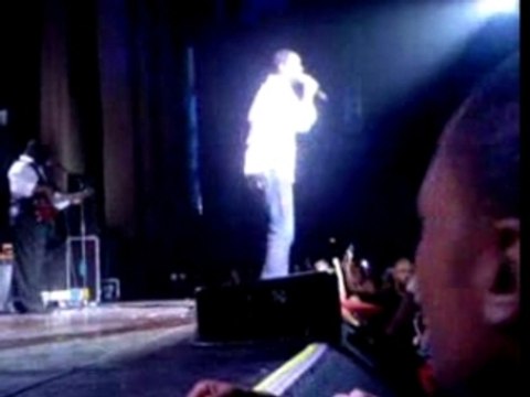 Brian McKnight concert a paris 2007