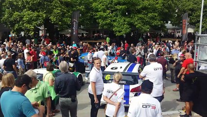 Grosse ambiance lors de la parade des 24 Heures de Spa